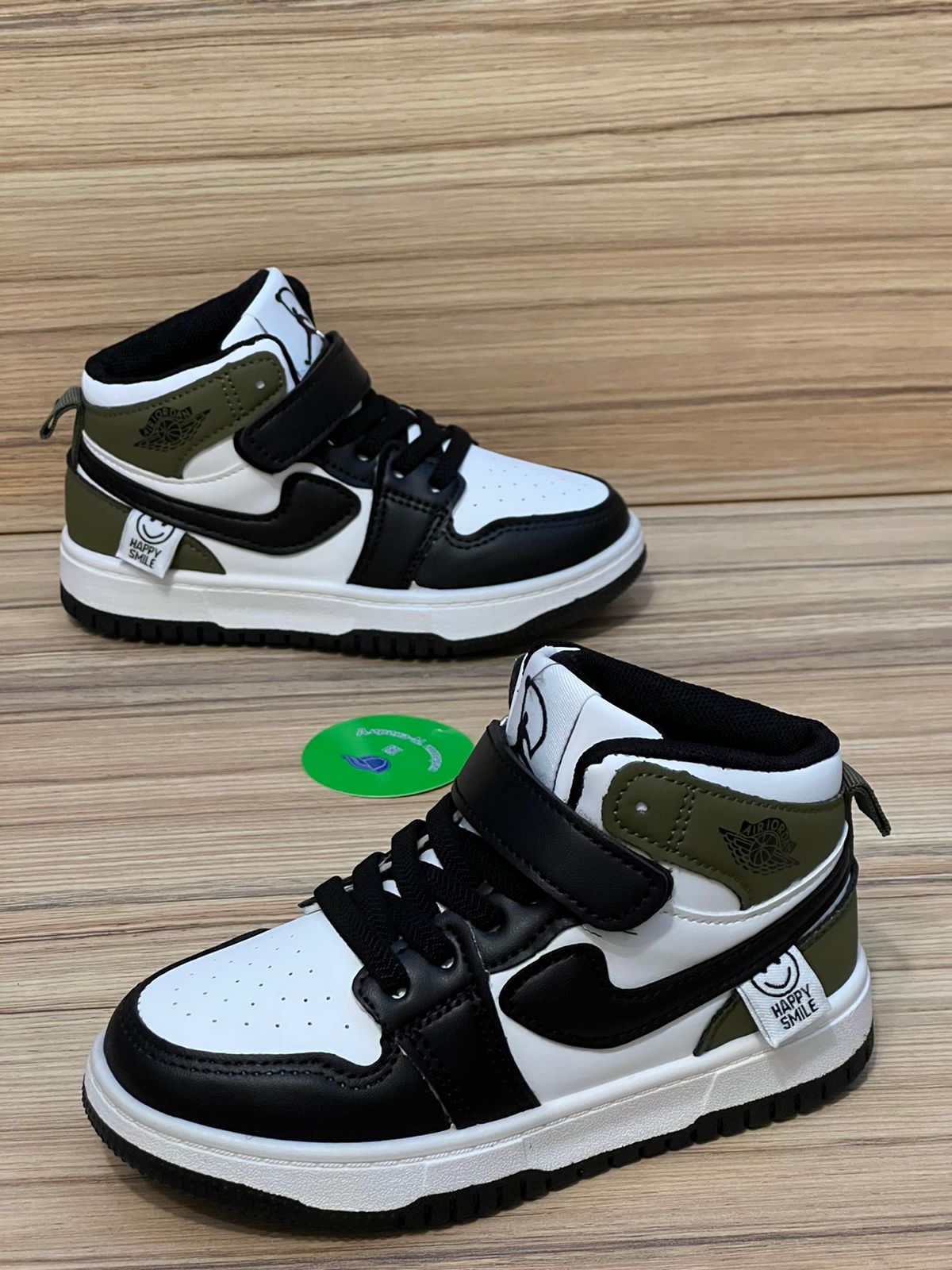 Детские весенние кроссовки FASHION SO-242-10 (10 пар в коробе, размер 26-31)