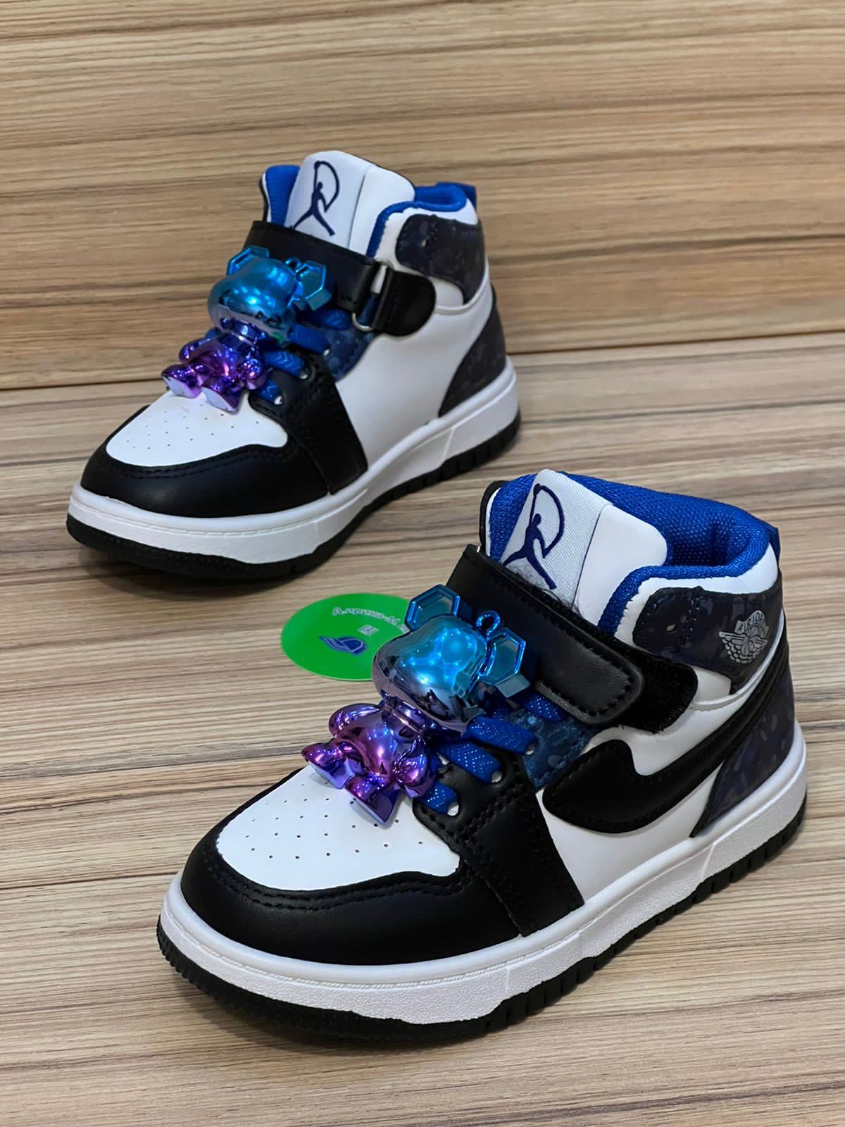 Детские весенние кроссовки FASHION SO-242-11 (10 пар в коробе, размер 26-31)